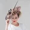 Femmes Fascinators chapellerie Chapeau fête mariage Sinamay Chapeau large bord Fedora église Derby casque cheveux accessoires