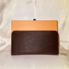 M60017 Zippy Wallet Designer Womens Zipped Key Coin Card حامل يومي Porse Mini Pouch Pochette Cle Envordpe Carte de V159W