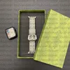 Cinturino per cinturino Apple Watch di design per serie Apple Watch 8 9 4 5 6 7 cinturini 49mm 38mm 42MM 44mm 45MM cinturino iwatch cinturini per orologi in vera pelle di lusso con monogramma in rilievo