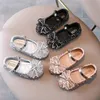 Flat shoes Spring Autumn Girls Shoes Bling Mary Janes Shoes Kid Glitter Princess Shoes Gold Silver Wedding Shoes Black Baby Children Flats 231215