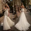 Berta 2023 Brautkleider mit Spitzenapplikationen, Perlenschärpe, Vintage-Hochzeitskleid, rückenfrei, Übergröße, Meerjungfrau-Brautkleider