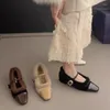 Sapatos de vestido Grosso Salto Costura Mary Jane Mulheres 2023 Inverno Quente Algodão para Cinto Fivela Plataforma De Dedo Pontudo