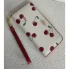 Ladies New Limited Edition Cherry Print Wallet Long Wallet Wallet Wallet Ladies Wallet Wallet CF406 Tragbarer Aufbewahrung exquisite und modische vielseitige Wechselbeutel Ha Ha