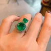 Cluster Rings Fine Temperament Lovely Round Heart Shaped Emerald Crystals 925 Sterling Silver Ring Accessories Wedding Party Jewelry Gifts