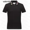 Neue einzigartige Designer-Polohemden für Herren, Italien, Stickerei, Strumpfbandschlangen, Modemarke Little Bees, Druckmarken, Kleidung, Baumwolle, Kleidung, Herren-Polo-T-Shirts