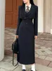 Dwuczęściowa sukienka Brytyjska styl 3 set Kobiety z długim rękawem Słodka płaszcz Biała koszula Slim Spódnica Zima Elegancka swobodna czarna garnitur 231215