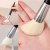 Pennelli per trucco 1 pezzo Pennello per contorno angolato Strumento per trucco di bellezza cosmetico in polvere morbida per viso e guancia