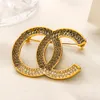 Big Designer Big Pins Brand Logo 18K Gold Gold Plated Tradient Color Diamond Brooch Gifts Dins Hights High