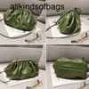 Bottegaaveneta Bags Pouch 2023 New Am Ahigo Same Cloud Pu Soft Leather Womens Single Shoulder Messenger Dumpling Hand Have Logo