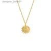 Pendant Necklaces Rotating Anxiety Sunflower Pendant Necklace for Women Zircon Crystal Anti-Stress Fidget Necklace Spining Necklace Luxury JewelryL231215