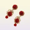 バロックコートスタイルの女性長いドロップイヤリングヴィンテージ赤い白い花のぶら下がったイヤリングは、ショーパーティーのためにユダヤに誇張されています56482161486689