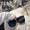 Designer Elina Solglasögon 2024 NYA ARC DE TRIOMPHE KVINNS SUNGLASSER MED STOR FRAM SUNSHADE GLASSES Internet Red Anti UV Solglasögon Tide Tide