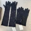 2021 novas luvas de tule preto para mulheres designer senhoras letras imprimir renda bordada luvas de condução ins moda festa fina 2 size2781