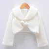 Vestes Enfants Filles Princesse Épaissir Veste En Peluche Crop Wraps Châle Fleur Filles Manches Longues Boléro Chaud Cape De Mariage Fête D'anniversaire Manteau 231215