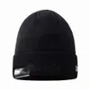 20FW BOX LOGO Koude Cap Gebreide Muts Cap Straat Reizen Vissen Casual Herfst Winter Warm Outdoor Sport Hoeden Hiphop Hat266a