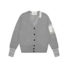 Męskie swetry Vivi Western Cesarzowa Dowager Saturn Jacquard Contrast Strast Cardigan V-deterk Knitted Damskie/Zima Nowy miękki lepki haftowany sweter