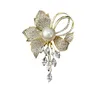 Pins Brooches SUYU Copper MicroSet Cubic Zirconia Luxury Flowers Imitation Pearl Brooch Female Suit Accessories Coat Silk Scarf Buckle 231214