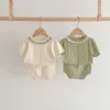 Kläderuppsättningar 2023 Summer Baby Clothing Set Hollowed ut stickat lapptäcke-t-shirt med elastisk midja och shorts 2 PC-flickor kostym R231215