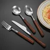 304 Rostfritt stål Tabelleknivgaffel Set med 4 stycken Black Walnut Matte High-End Vintage Hotel Steak Knife Fork