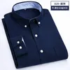 Herrklänningskjortor Spring Autumn Business Mens Man Casual Button Down Long Sleeve Cotton Regular Fit Striped Shirt