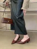 Sapatos de vestido apontou toe mulheres bombas 2024 chegadas preto vermelho marrom rebite design fino meados de salto casual escritório trabalho mulher 39