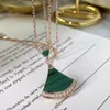 18k Guldpläterad halsbandsdesigner för kvinnodesigner smycken halsband klassisk lyx agat diamanthänge halsband för bröllopsfest julklapp