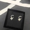 2022 Boucle d'oreille de charme de qualité supérieure avec perles de coquillage naturelles en forme de diamant et de fleur en plaqué or 18 carats pour femmes bijoux de mariage 248S