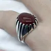 Bröllopsringar 925 Sterling Silver Men Ring Stong Seting Natural Red Agate Stone Retro Punk Thai Silver Ring For Man Women Silver Fine Jewelry 231214