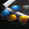 Modne okulary przeciwsłoneczne dla mężczyzn kobiety 54 Designercze soczewki UV400 Metalowe okulary słoneczne Outdoor Shades CWU z przypadkami225m