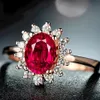 Clusterringen Klassieke Ruby Edelstenen Zirkoon Diamanten Rose Goud Kleur Voor Vrouwen Rode Jade Kristal Koninklijke Sieraden Bijoux Bague Gifts233a