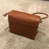 Sac pour femme 10a Designer Sac pour femme Luxueux Classique Solide Petite peau de mouton Matériel haut de gamme Oblique Straddle Sacs à bandoulière a22