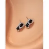 Boucles d'oreilles à clous pour femmes, couleur argent classique, spinelle tendance, bijoux de fiançailles à la mode