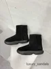 Bota de tornozelo unissex de inverno Bottegga Vamp Shearling forro de pele de bezerro Shearling pele de cordeiro ultraleve sola de borracha feminina e masculina botas de pele em couro yi-TL