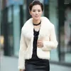 Women's Fur 2023 Black/white Womens Winter Autumn Short Section Faux Jackets Man-made Collar Casual Coats E98