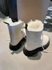 Zimowe zagęszczone buty śnieżne dla damskiej skóry skórzanej ciepłej środkowej czapki moda wszechstronne buty Martina
