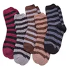 Strumpor hoSiery 5pairs randig mönster termisk sömn non slip present män strumpor korall fleece fluffy 5 färger hög elasticitet vinter varm comfy 231215