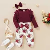 Set di abbigliamento 3-24 mesi Set di vestiti per neonate primaverili Pagliaccetto a maniche lunghe primaverili + Pantaloni floreali e fascia con fiocco floreale 3 pezzi Abiti casual R231215