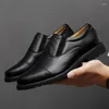 Scarpe eleganti da uomo nere per tutte le stagioni in pelle a tre giunti standard di sicurezza da lavoro suola morbida antiscivolo business casual