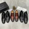 10-styl 2024 Mężczyźni Ubieraj się włoski skórzany poślizg na butach na modne skórzane luksusowe designerskie mokasyna ślubne palce czarne formalne buty Oxford Rozmiar 38-45
