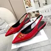 Elegante slingbacks dames luxe designerschoenen met platte hak, casual lederen sandalen met steenpatroon, klassieke puntige formele kledingschoen