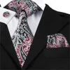 Cravatte C1169 Set di cravatte da uomo floreali Argento Bianco Jacquard Seta Fazzoletto da taschino Gemelli 85 cm Classico per uomo Corbatas 231214