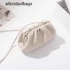 Bottegaaveneta Tassen Pouch Yj Herfstwinter Mode Veelzijdige Cloud Bag Dames Nieuwe 2023 Geplooide Schouder Crossbody Getijdenstuk Vervanging