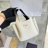 Moda Mens Espelho Qualidade Genuína Bolsa De Couro Triângulo Logo Bolsa Mulheres Totes Ao Ar Livre Designer De Luxo Sacos De Ombro Crossbody Embreagem Sacos De Cesta Mimi Prad Bag