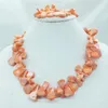 Conjunto de brincos de colar Delicado lindo conjunto de colar/pulseira de coral natural. Joias clássicas femininas Glamour (colar 18". Pulseira 7,5")