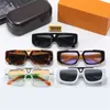 Designer de moda óculos de sol clássico óculos caixa original óculos de sol de praia ao ar livre disponíveis em 5 cores para homens mulheres l letra assinatura