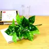 Kerstdecoratie Simuleer kleine planten en versier de plantenwand met plastic bloempotten groene grasbladeren in pot 231215