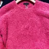 Maglione lavorato a maglia da donna di design in lana per ragazze autunnali in lana con camicia in maglia con maniche a lettera grande Abiti alla moda super elastici
