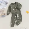 Kledingsets 2023-08-01 Lioraitiin 0-3Y Baby Baby Jongenskleding Sets Cartoon Dinosaurusprint Sweatshirt met lange mouwen Elastische broek 2 stuks R231215