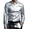 メンズドレスシャツの男性シルクのようなサテンの光沢のある長袖ソリッドカラースリムフィットクラブの衣装