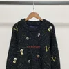 Suéter masculino com gola redonda, pulôver filipino dong estreia design vitrine suéter de malha manga comprida logotipo bordado bronze dourado bordado